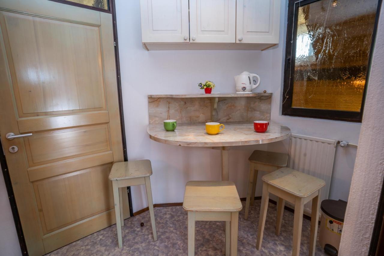 Mavrica Apartman *