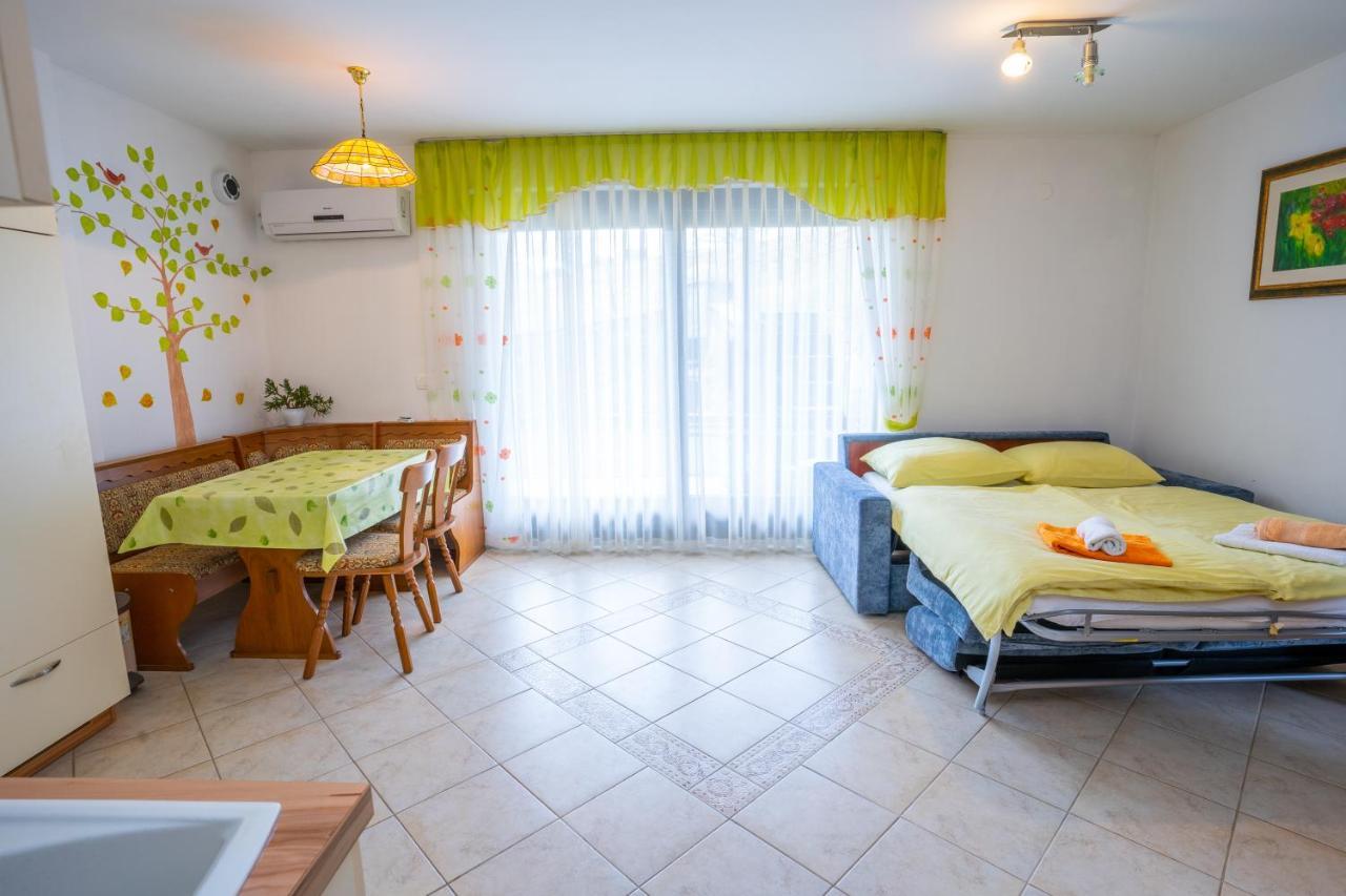Mavrica Apartment *